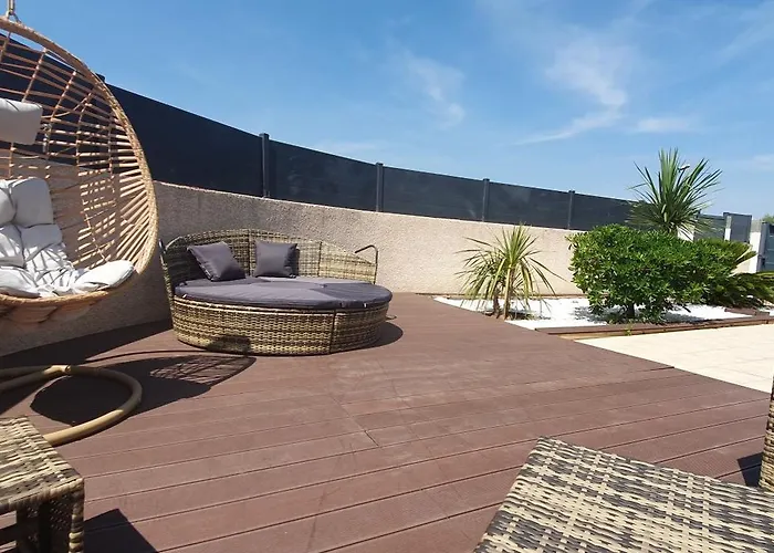 La Villa De L\'Olivier Piscine Privee Et Parking